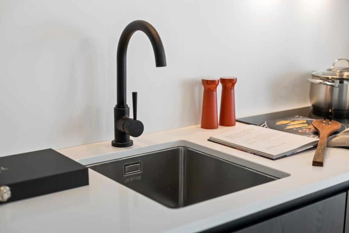 Huswell - Renovated Apartment In The Heart Of Ostend Exterior photo